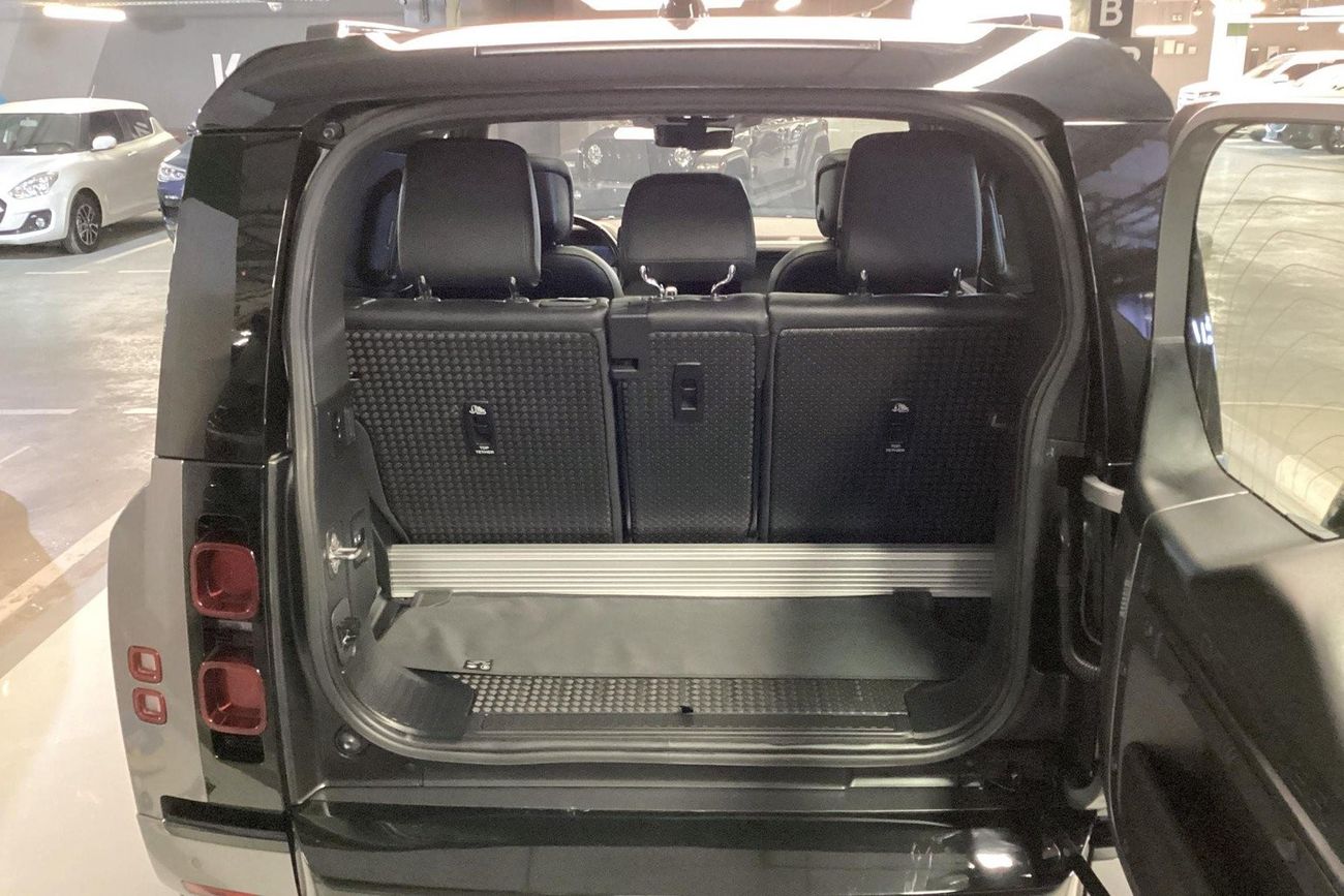 BMW Z4 sDrive 30i M Sport | Guaranteed Warranty | 0 Down Payment