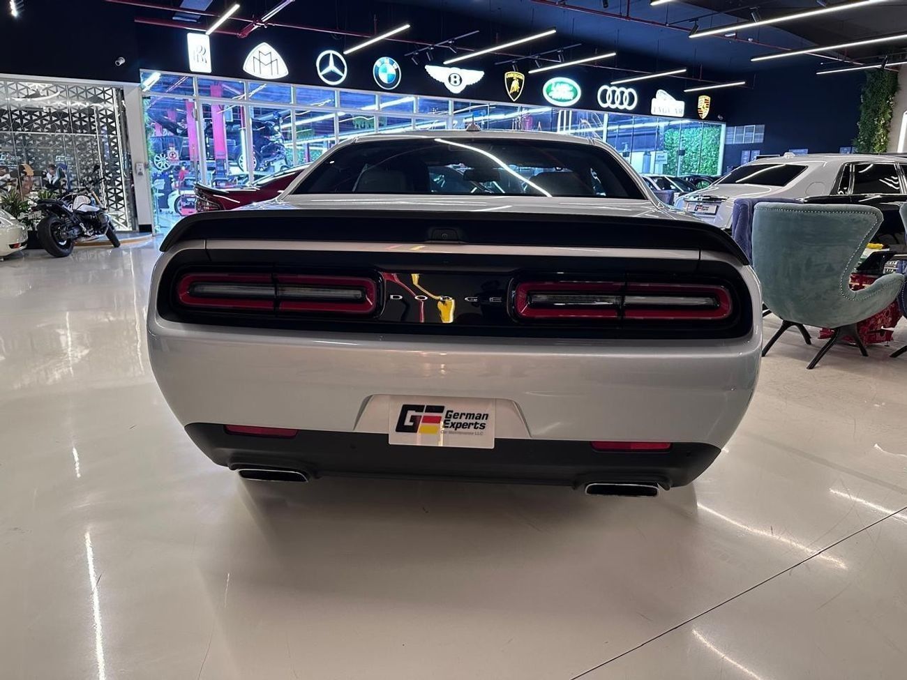 Dodge Challenger 392 Hemi Scat Pack Shaker 6.4L 2023 Dodge Challenger 392 Hemi Scat Pack Shaker Last Call 6.4L / 3 Ye