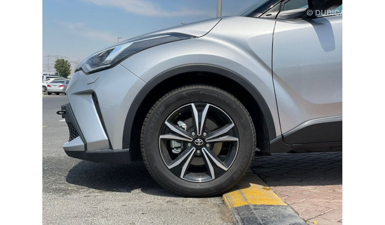 Toyota C-HR TOYOTA CHR 2022 AWD