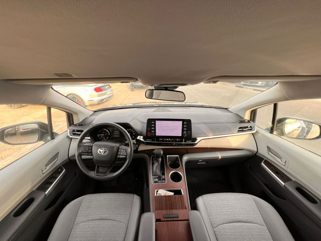 تويوتا سيينا 