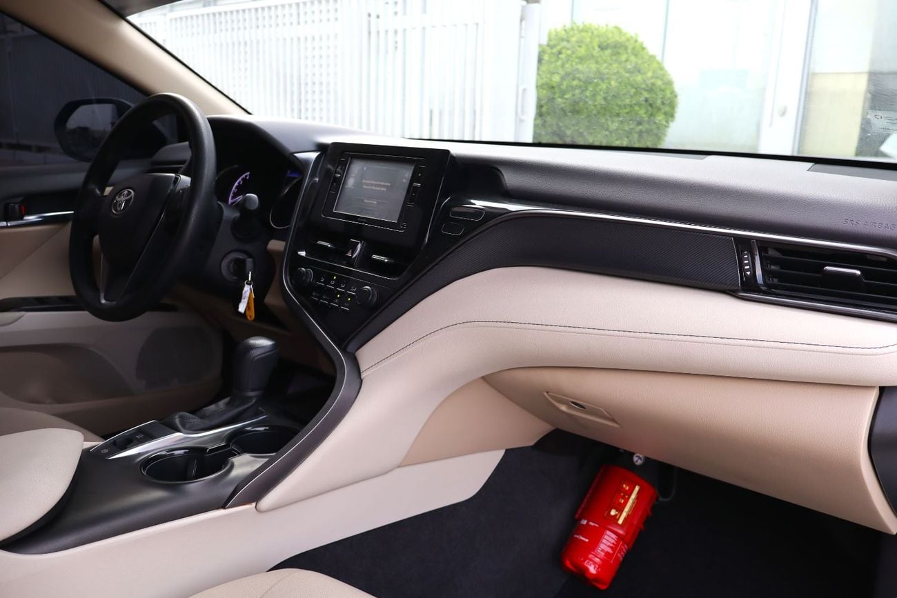 Toyota Camry S 2.5L (181 HP)