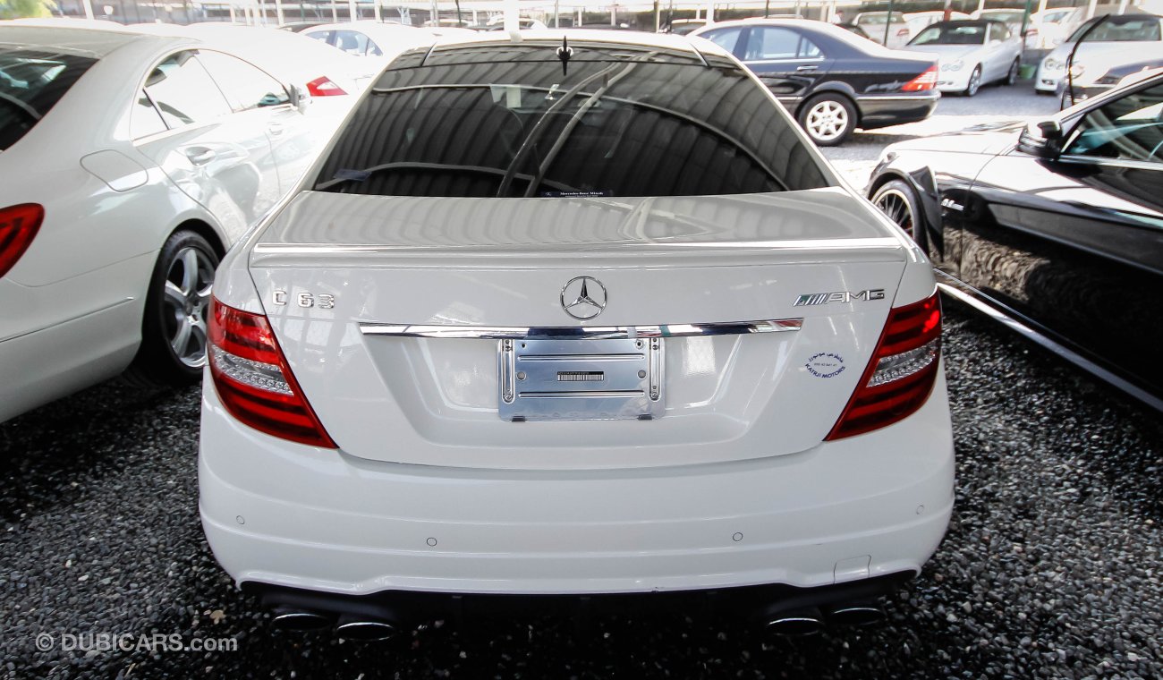 مرسيدس بنز C 63 كوبيه