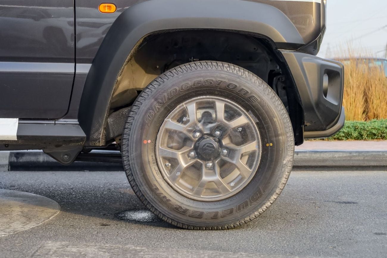 سوزوكي جيمني GL Petrol 5-Door Manual 4WD (GCC Specs) – 2026 | For Export Only