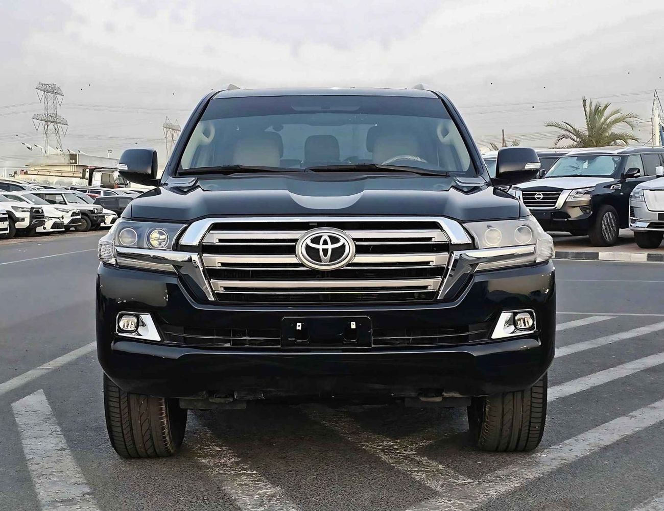 Toyota Land Cruiser GXR V6 4.0/ FULL OPTION/ SUNROOF/ LEATHER / GCC / EXPORT ONLY / LOT#77934