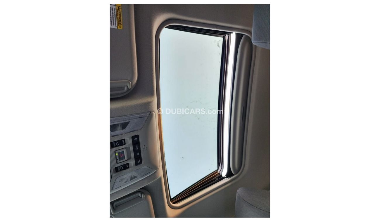 تويوتا راف ٤ XLE