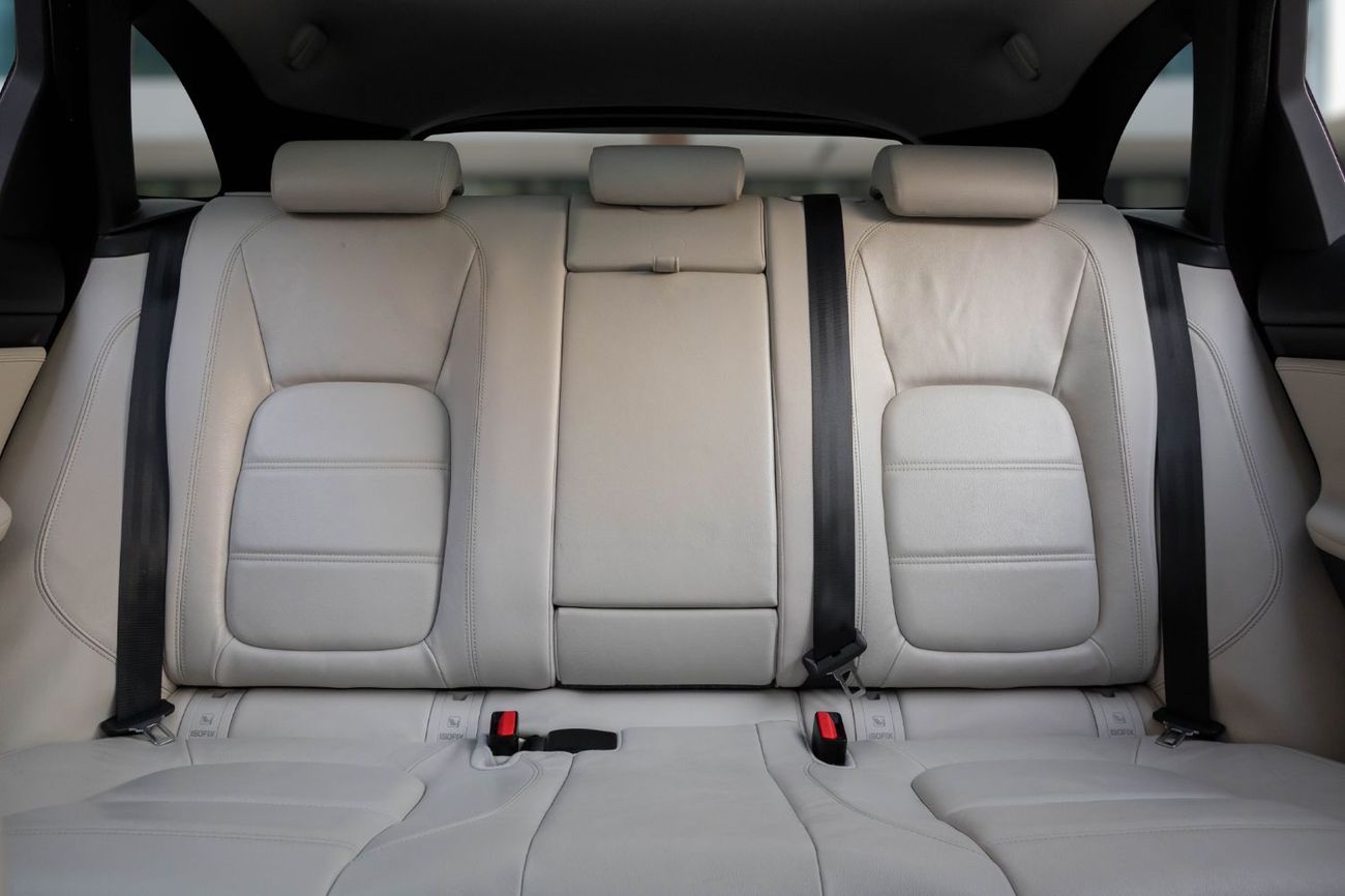 Jaguar F Pace 1,544 P.M (4 Years)⁣ | 0% Downpayment | 2017 JAGUAR F-PACE PRESTIGE!