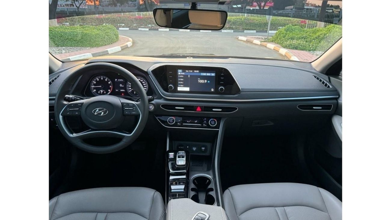 هيونداي سوناتا HYUNDAI SONATA 2020 GCC 2.5L FULL OPTIONS UNDER WARRANTY WITH AGENCY SERVICE CONTRAC