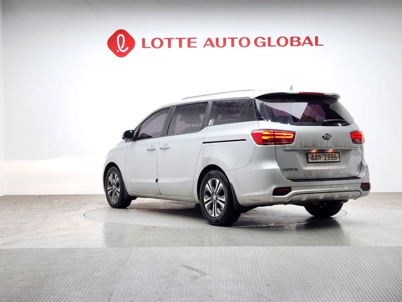 كيا كارنيفال THE NEW CARNIVAL (D) 2.2 Luxuary 9 seats