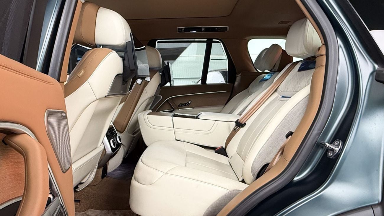 Land Rover Range Rover Range Rover SV 2023 - (Fully Luxury) - Al Tayar Warranty