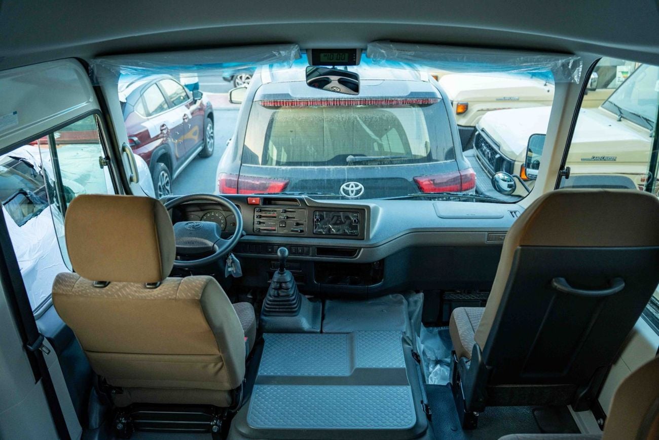 تويوتا كوستر Toyota Coaster 2025 2.7L Petrol 23 Seats