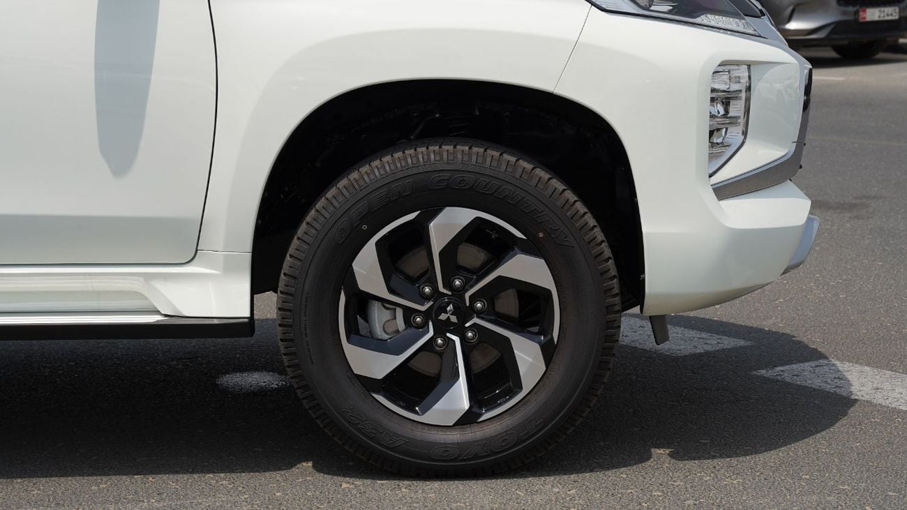 Mitsubishi Montero Sport GLS Brand New – 3.0L Petrol 4WD Automatic – H59 – GCC 2026 – Export Only