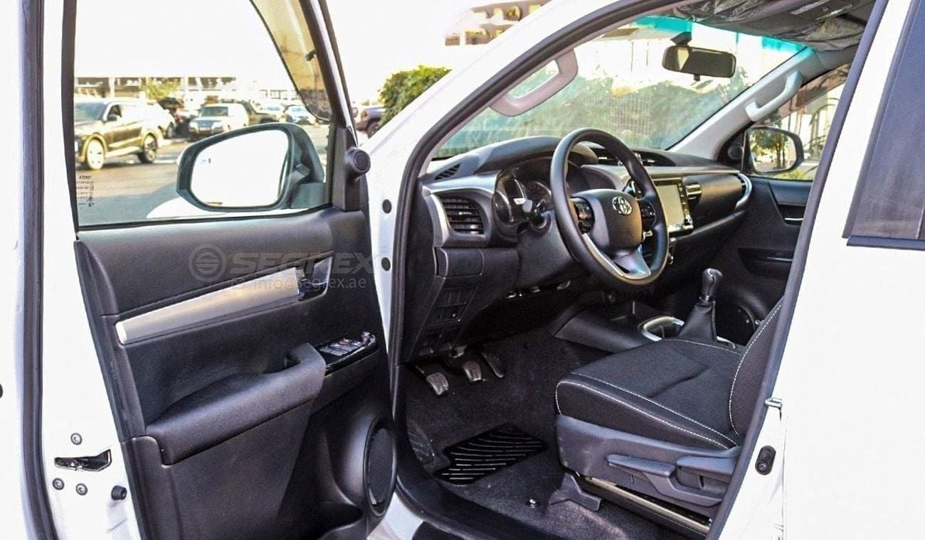 Toyota Hilux 2023, Toyota Hilux DC, 2.4L Diesel 4WD 6M/T