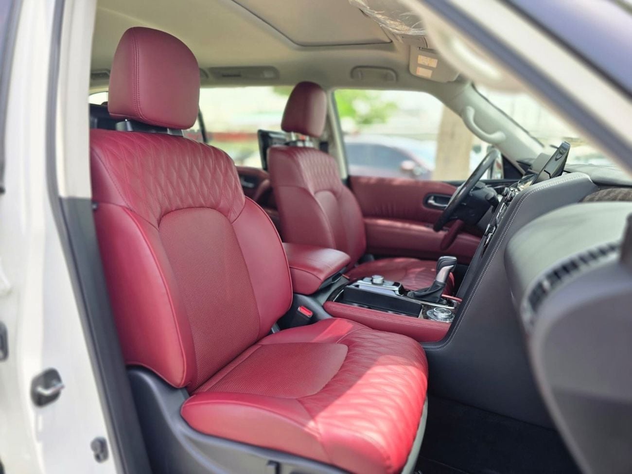نيسان باترول LE PLATINUM 5.6L