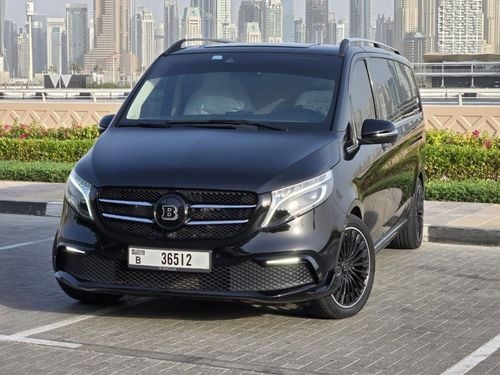 Mercedes-Benz V 250 2.0L in LEFT HAND DRIVE (LOCAL)