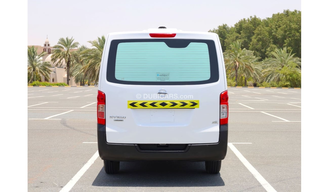Nissan Urvan 2020 Nissan Urvan NV350 Chiller Van | Cargo Van / Delivery Van | GCC Specs | Excellent Condition