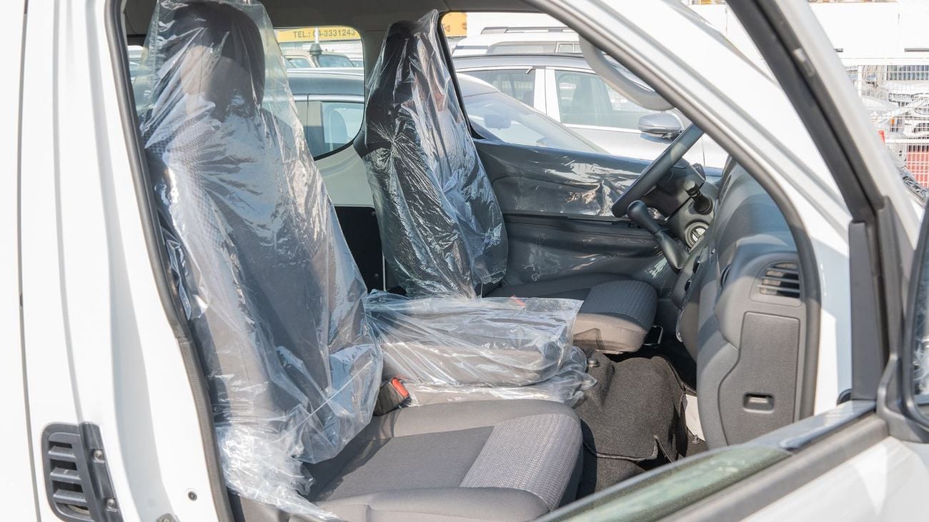 Nissan Urvan 2025 Nissan Urvan 2.5L MT Diesel 16 Seater Highroof Wide body EX