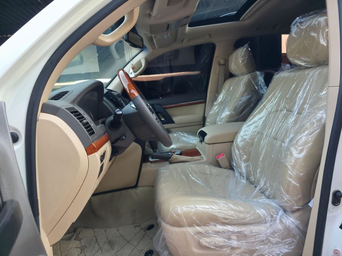 Toyota Land Cruiser GXR 4.6L