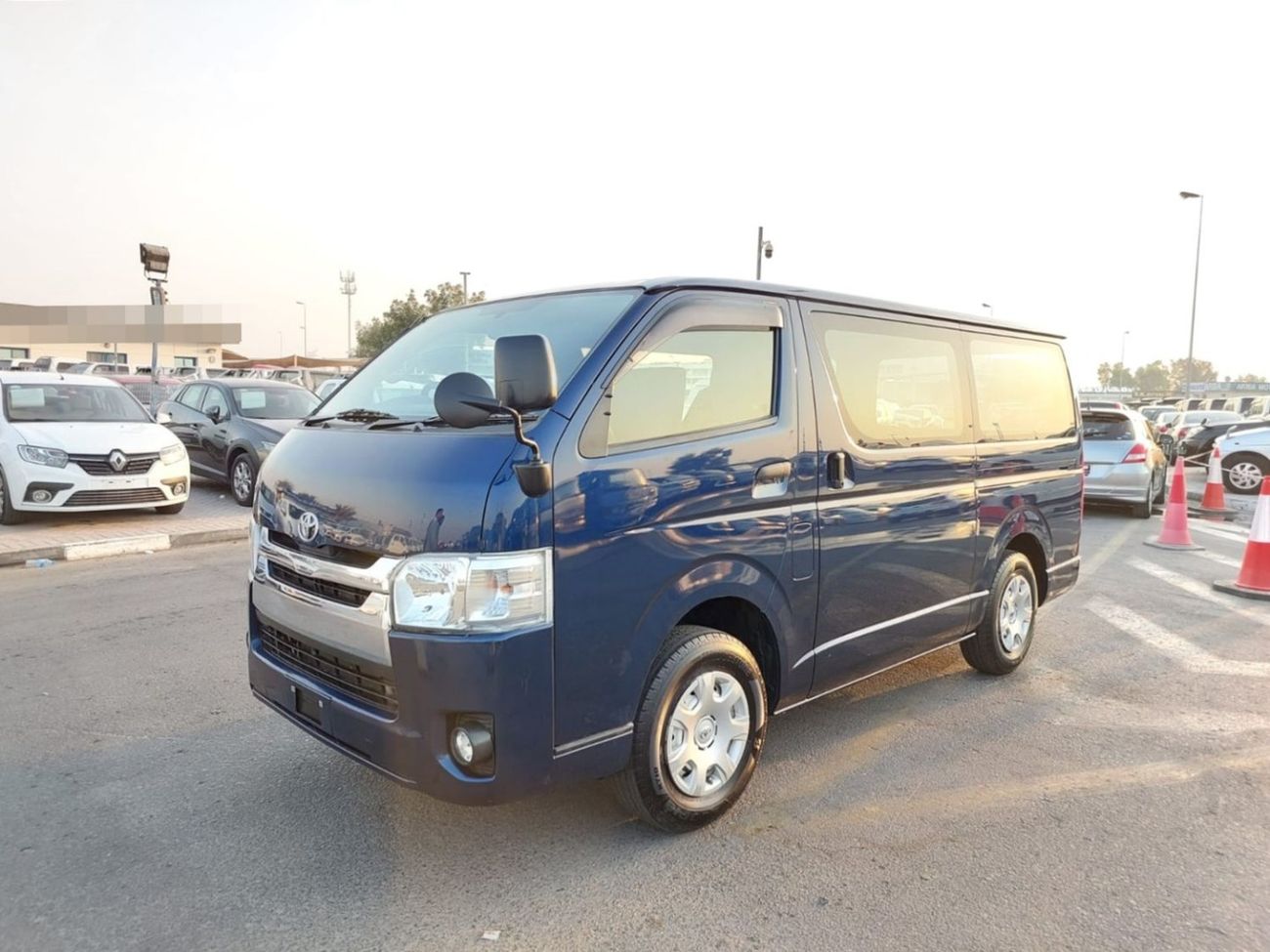 Toyota Hiace TOYOTA HIACE VAN RHD 2019 MODEL 2.8 L DIESEL AUTOMATIC(PM07814)