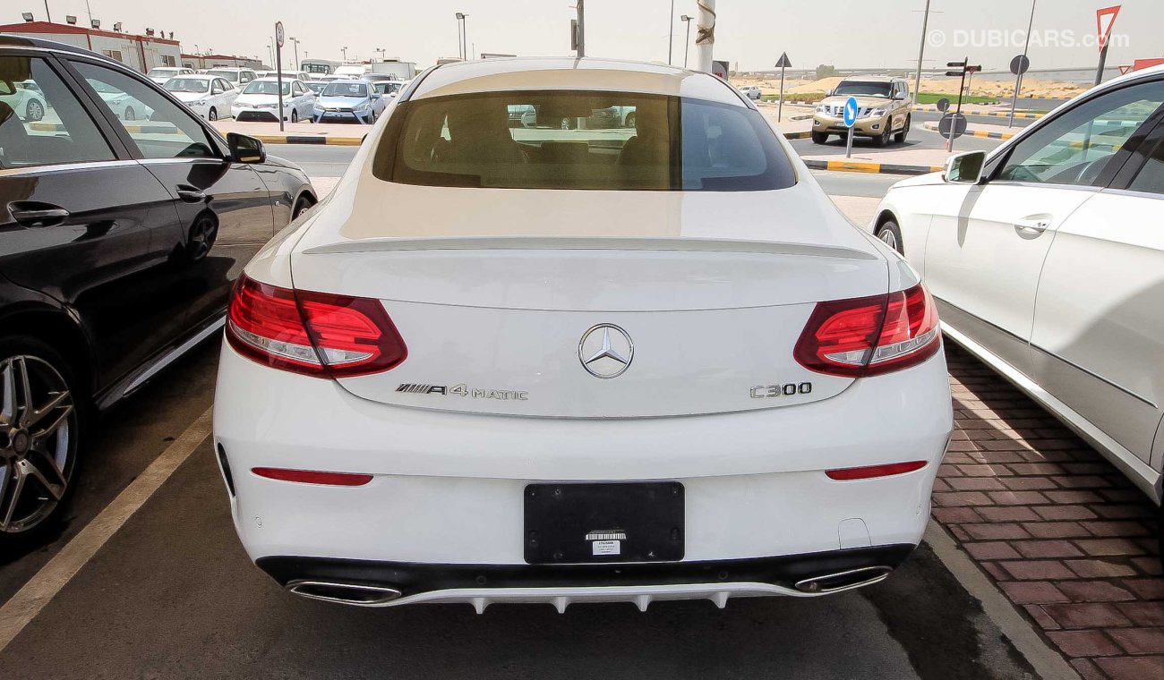 Mercedes-Benz C 300 Coupe 4 Matic