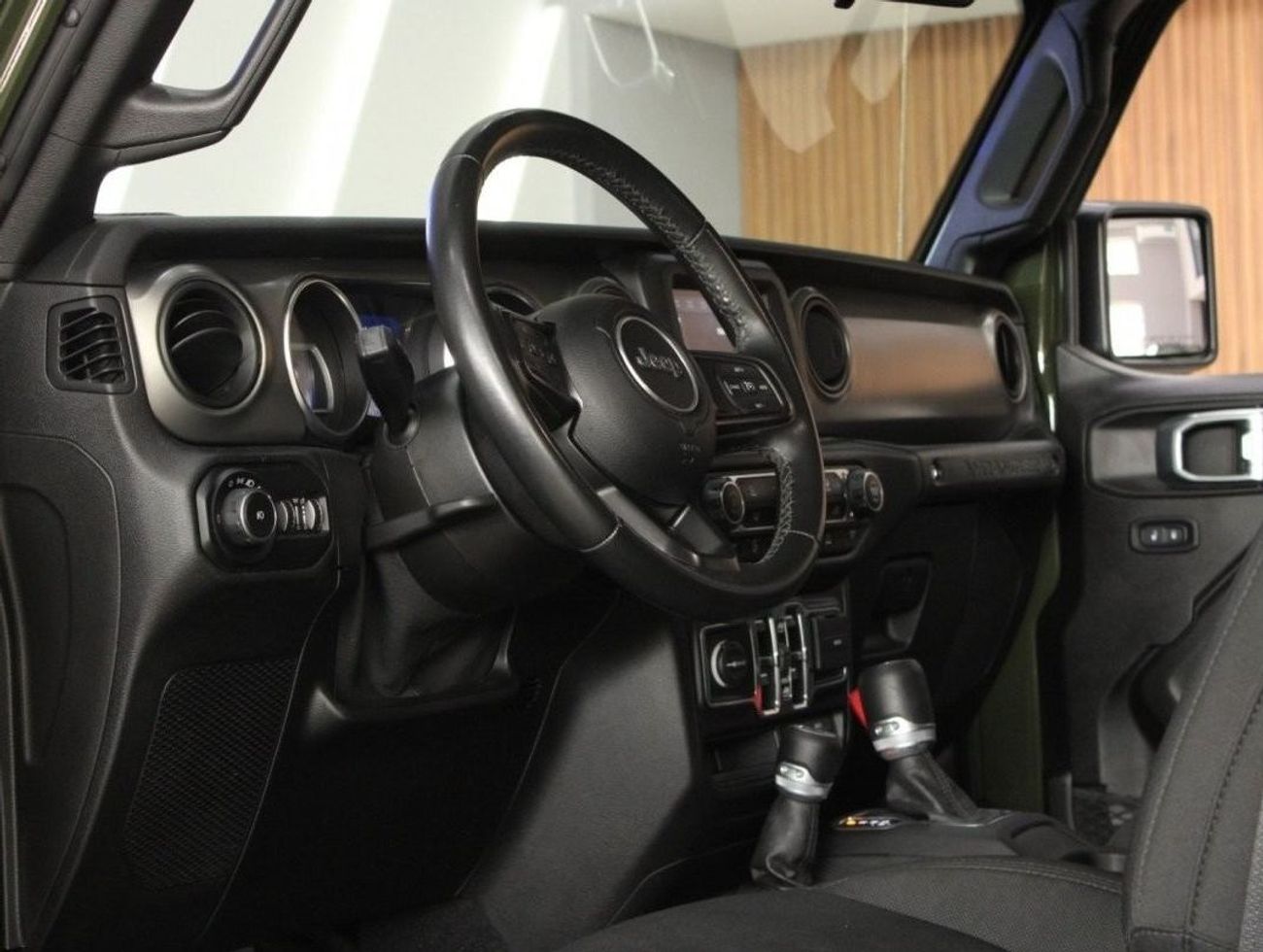 Jeep Wrangler Willys V4