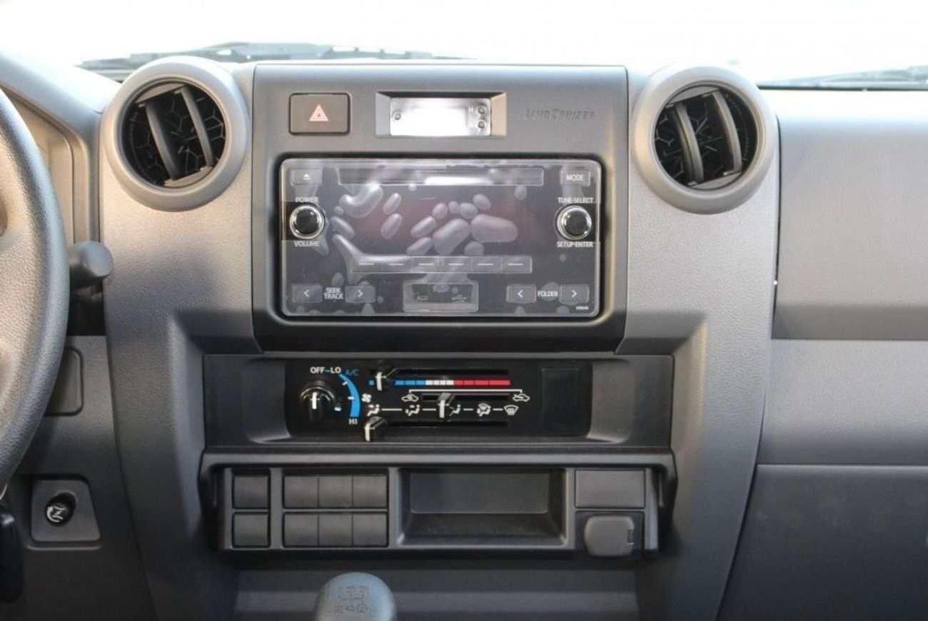 Toyota Land Cruiser 70 TOYOTA LAND CRUISER 76 4.2L L6 DSL 4WD LX STD MANUAL