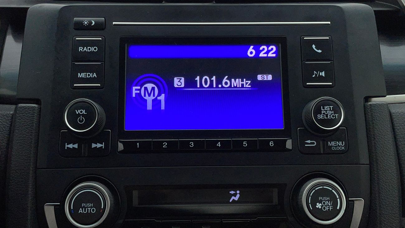 هوندا سيفيك LX SPORT 1.6 | بدون دفعة مقدمة | اختبار القيادة في المنزل