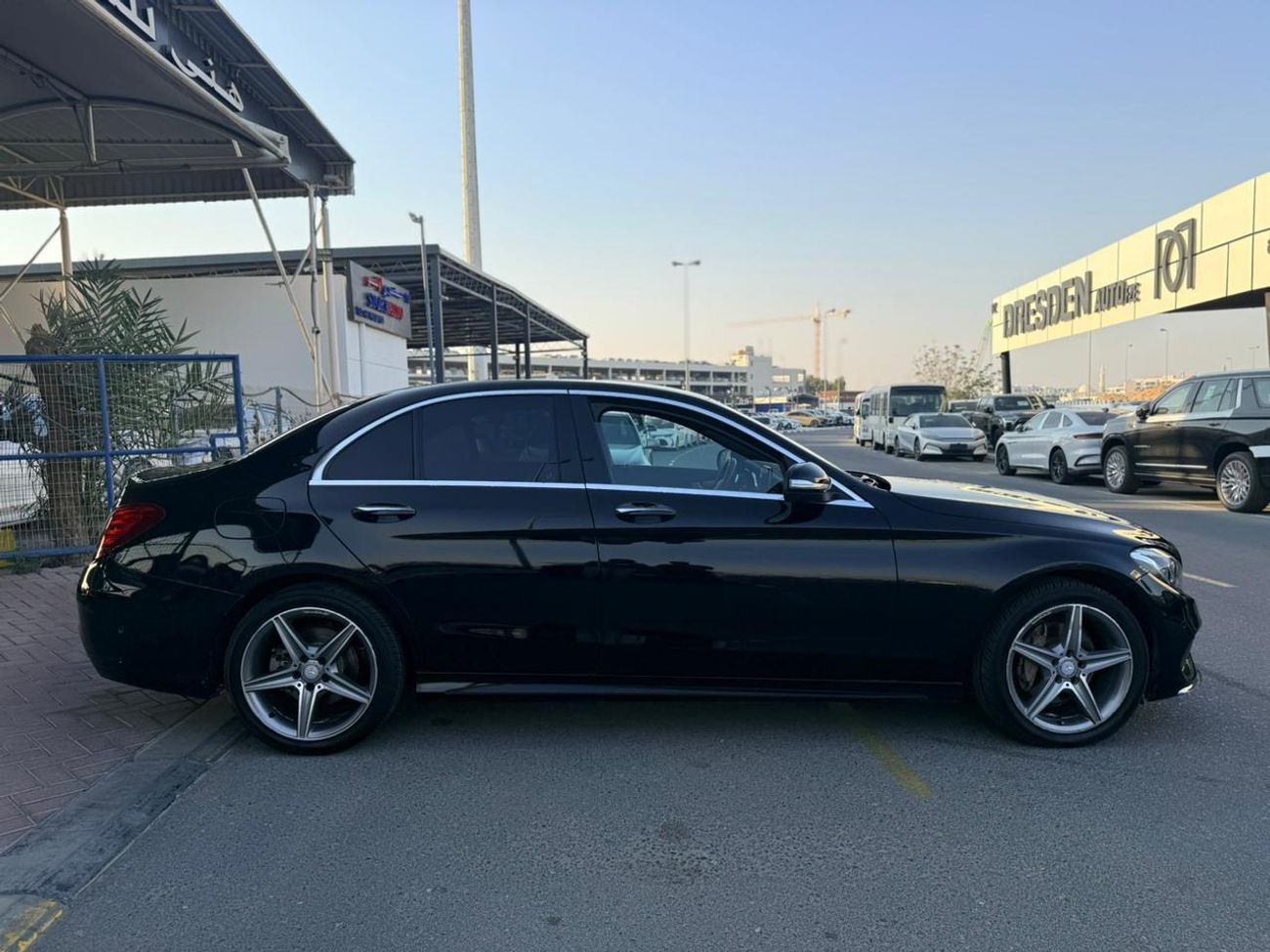 مرسيدس بنز C 200