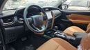 Toyota Fortuner SR5