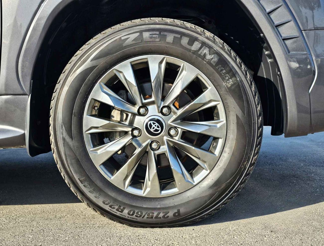 تويوتا لاند كروزر / VXR V8 / SHP  2023 / FULL OPT/LOT#24746