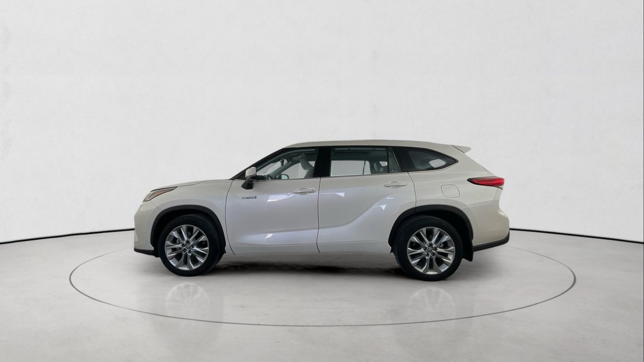 تويوتا هايلاندر VXR | شامل الضمان | 0 ﺪﻔﻋﺓ ﺃﻮﻟﻯ