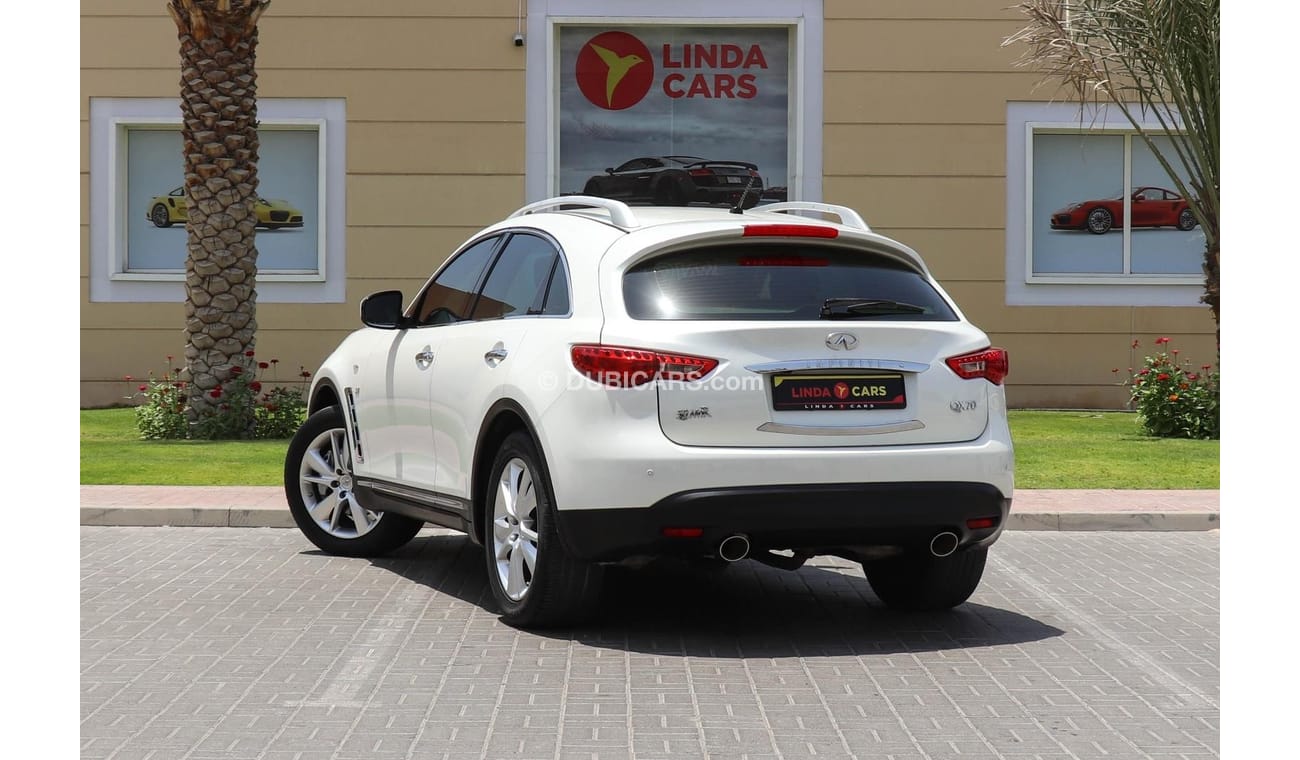 Infiniti QX70 S51