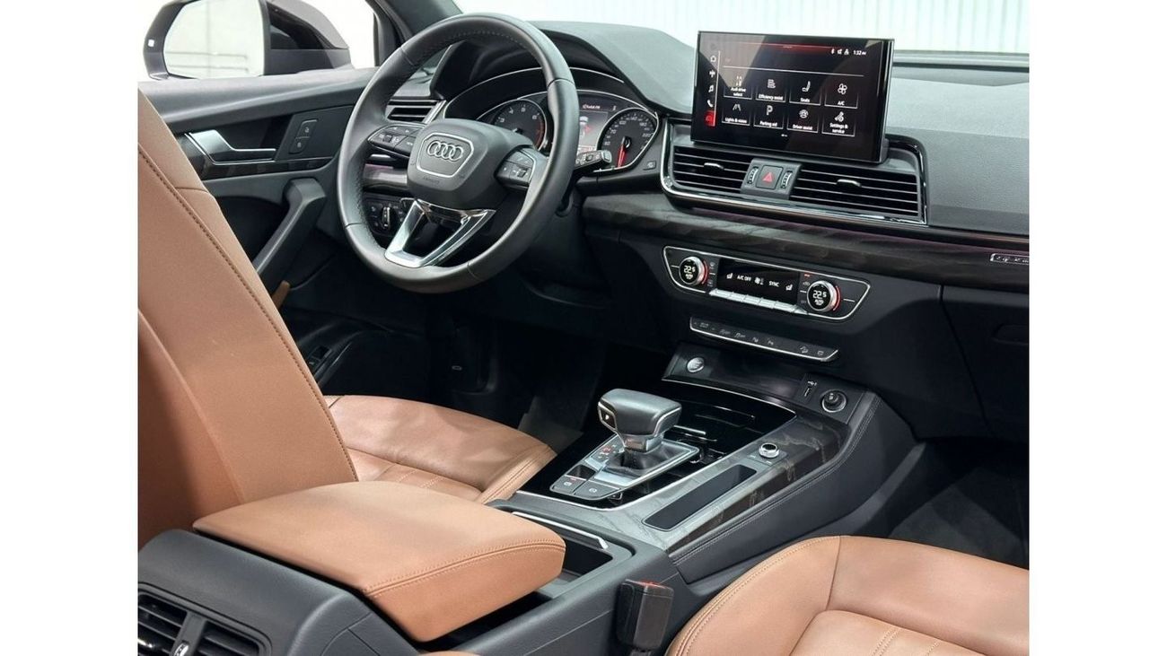 Audi Q5 45 TFSI quattro S Line 2022 Audi Q5 45TFSI S-Line Quattro, June 2027 Audi Warranty + Service Pack, L