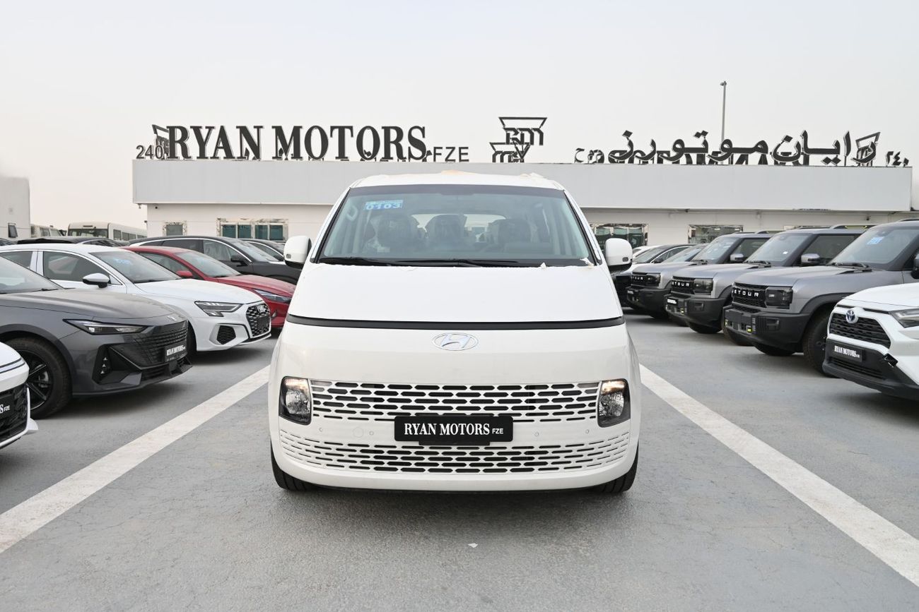 Hyundai Staria Hyundai Staria 3.5L Petrol, Van 9 Seats, Color White, Model 2024