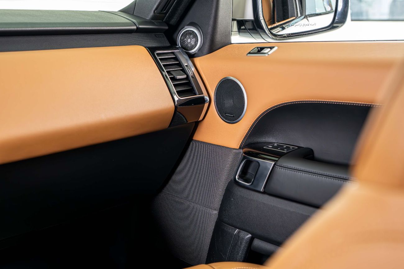 Land Rover Range Rover Sport HSE Dynamic 3.0L P360 -GCC-Al Tayer Full Service History-22 Inch Rims with black Brake