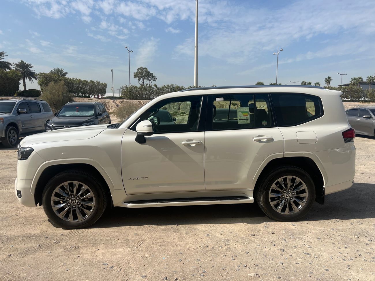 Toyota Land Cruiser GXR 3.5L