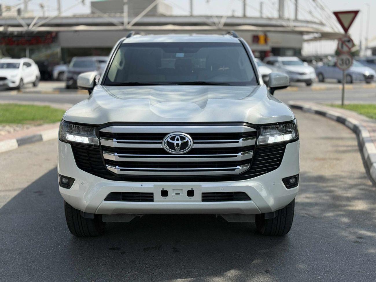 تويوتا لاند كروزر GXR 3.5L