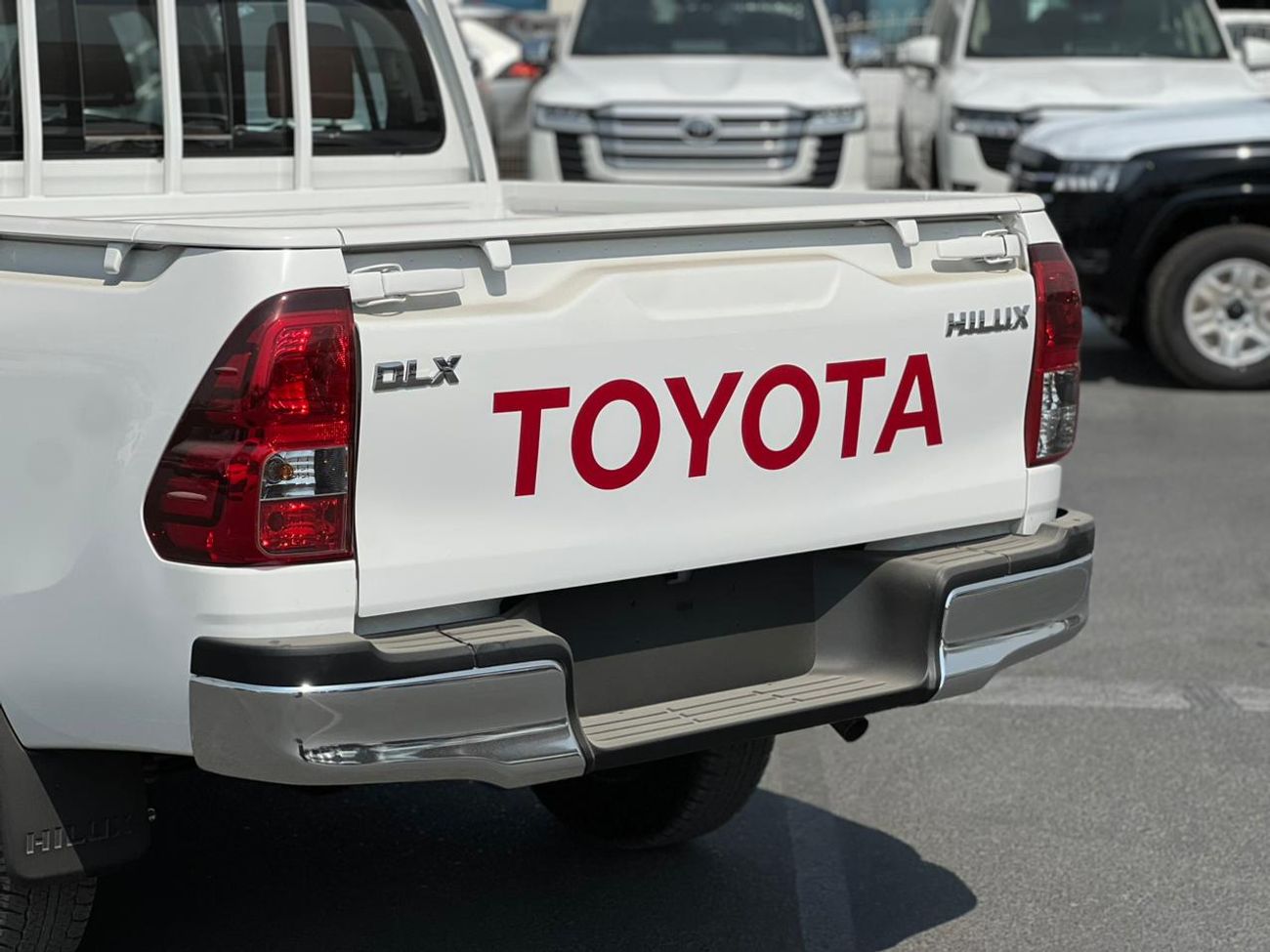 تويوتا هيلوكس EXPORT ONLY - TOYOTA HILUX DLX-G DSL 2.4L