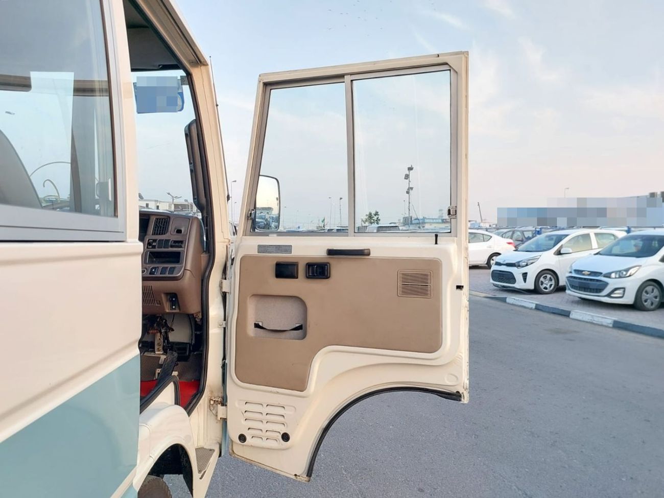 نيسان سيفيليان NISSAN CIVILIAN BUS RHD 1993 MODEL 3.5 L DIESEL MANUAL(PM30153)