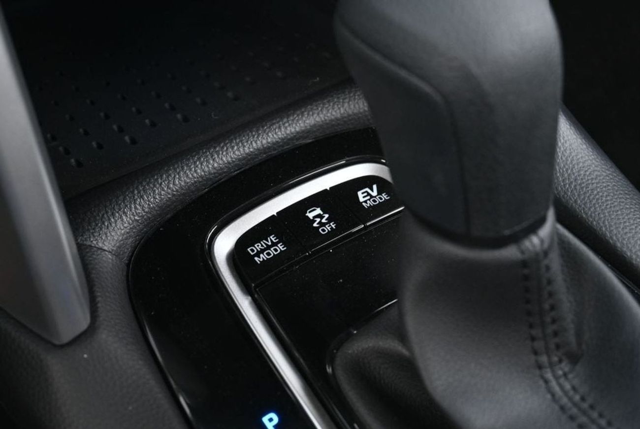 تويوتا فرونتلاندر Toyota Frontlander 2.0L Hybrid, Full Option, Model 2024, Color White