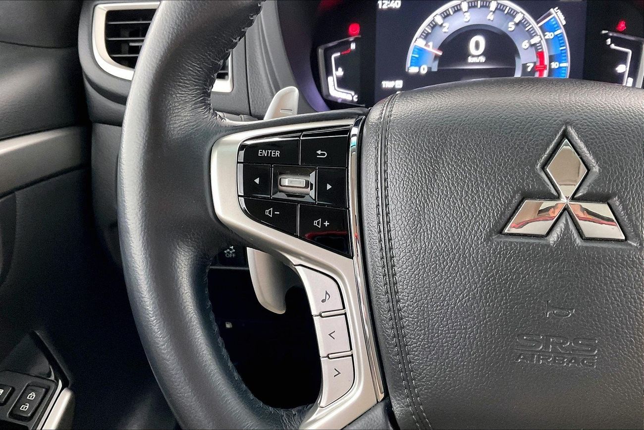 Mitsubishi Montero GLS Mid| 1 year free warranty | Flood Free