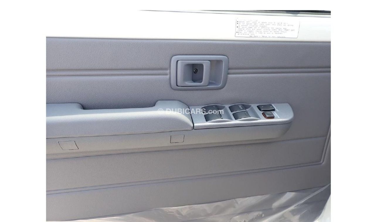 Toyota Land Cruiser Pick Up 2023 Toyota Land Cruiser Pickup 4.5L V8 Diesel Double Cab