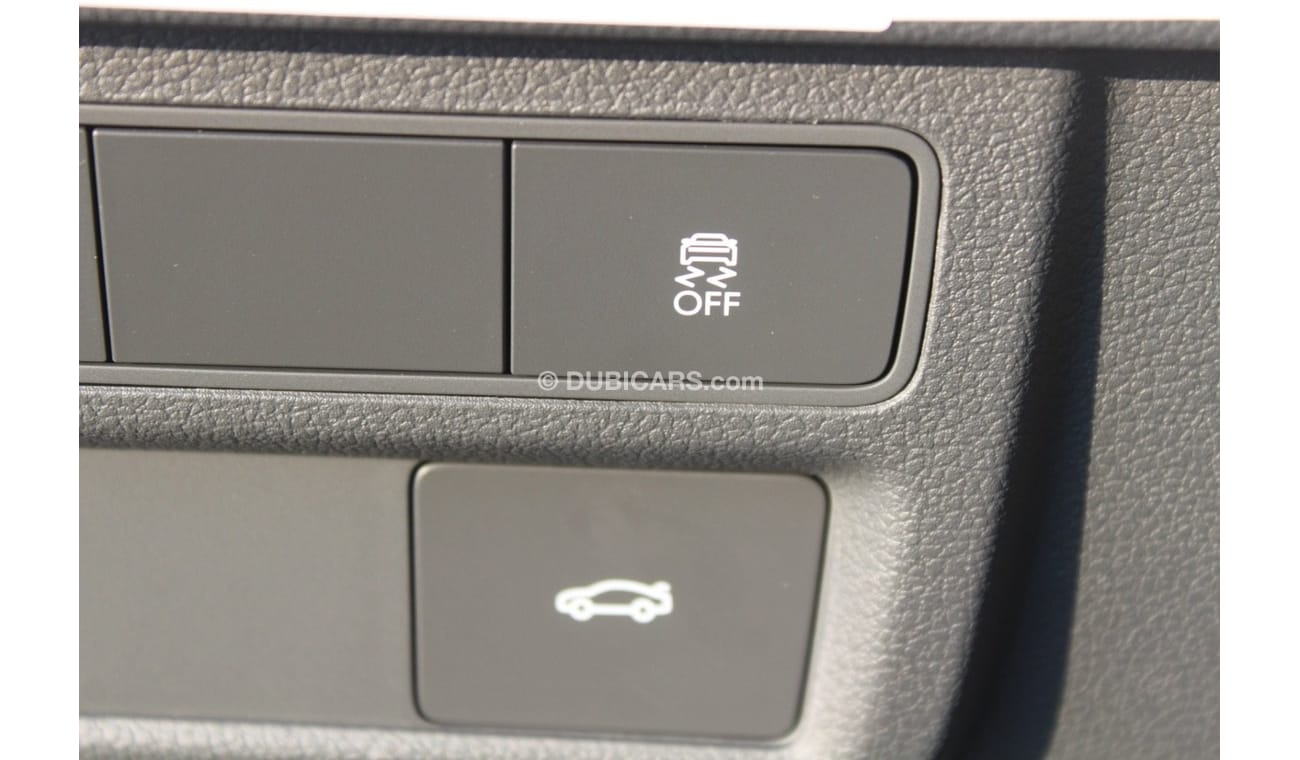 Hyundai Sonata Medium option 2.5 L   Rims 17