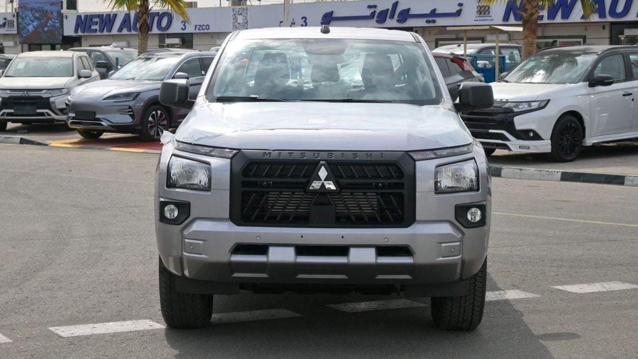 Mitsubishi L200 Brand New Mitsubishi L200 GLX 2025 Export 2.5L 4WD A/T Diesel|Silver/Black|L200-GLX-AT-25|