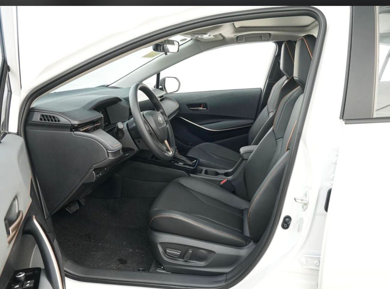 تويوتا كورولا TOYOTA COROLLA LIMITED NEW SHAPE HYBRID 2026 MODEL