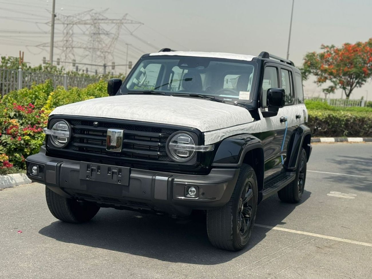 تانك 300 2.0L PETROL AUTOMATIC TRANSMISSION
