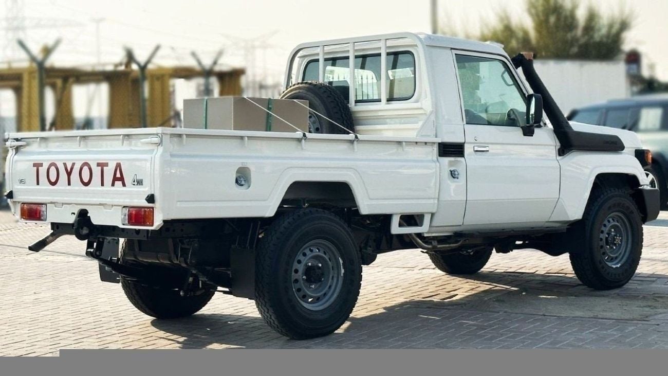 Toyota Land Cruiser Pick Up Land Cruiser Pick-up LC79 4.2L Diesel SC 4x4 MT 2025