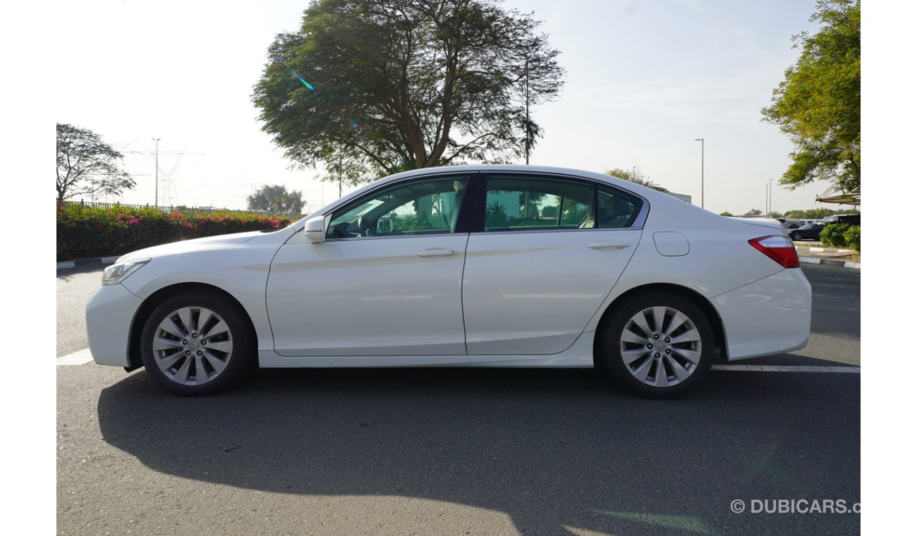 Honda Accord Certified Vehicle with Delivery option & Warranty; ACCORD(GCC Specs) for sale(Code : 12464)