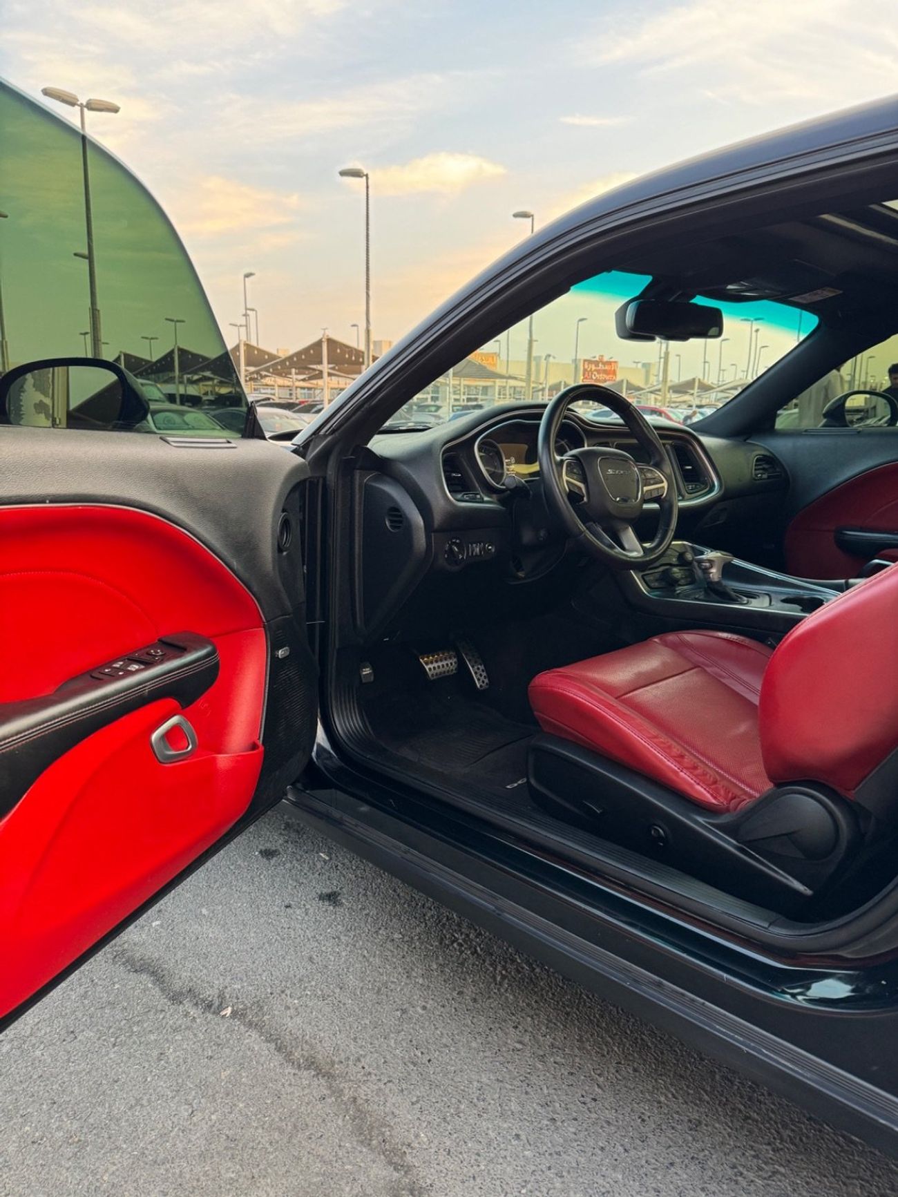 Dodge Challenger R/T Plus 5.7L (372 HP)