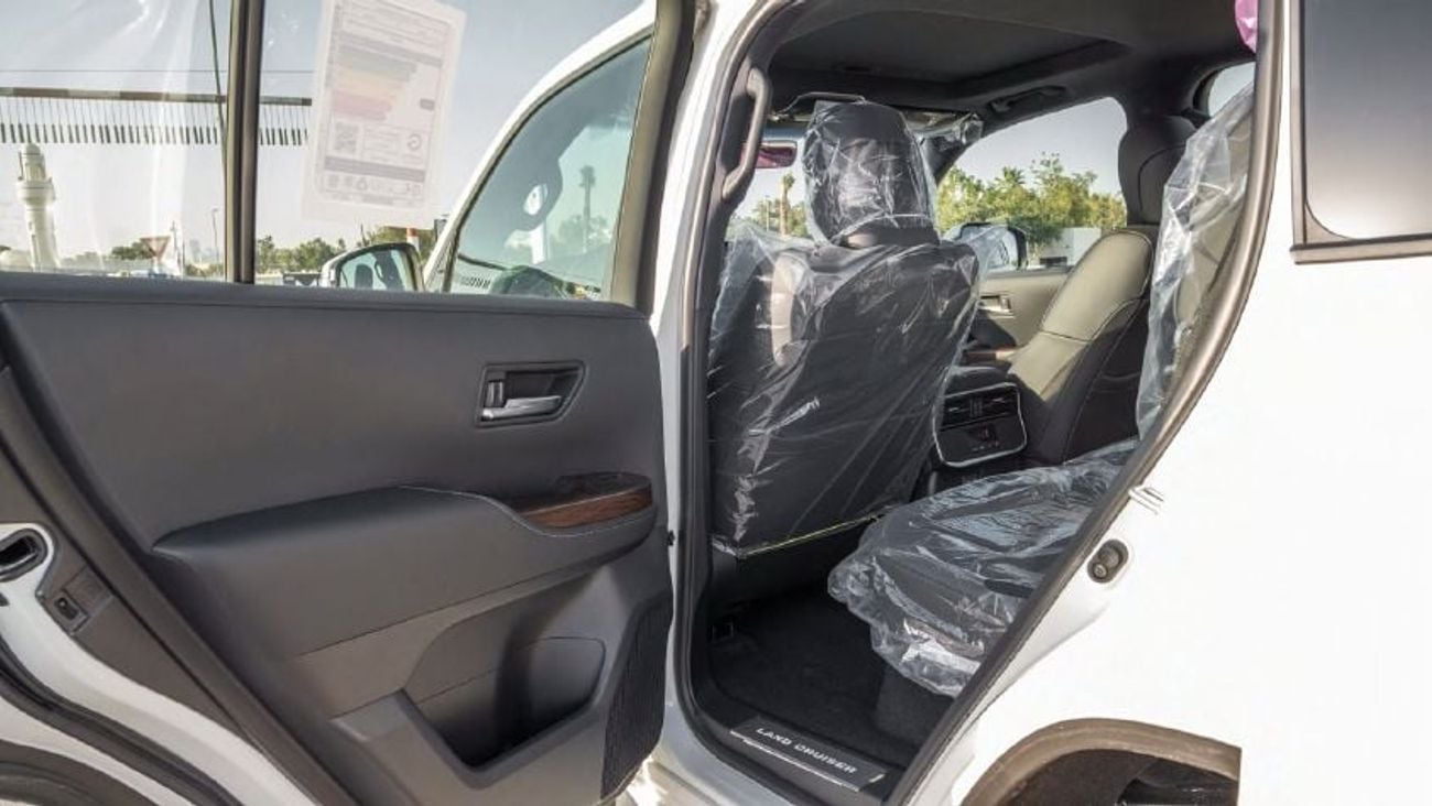 تويوتا لاند كروزر TOYOTA LAND CRUISER GXR 3.5 L TWIN TURBO HYBRID 2026 MODEL