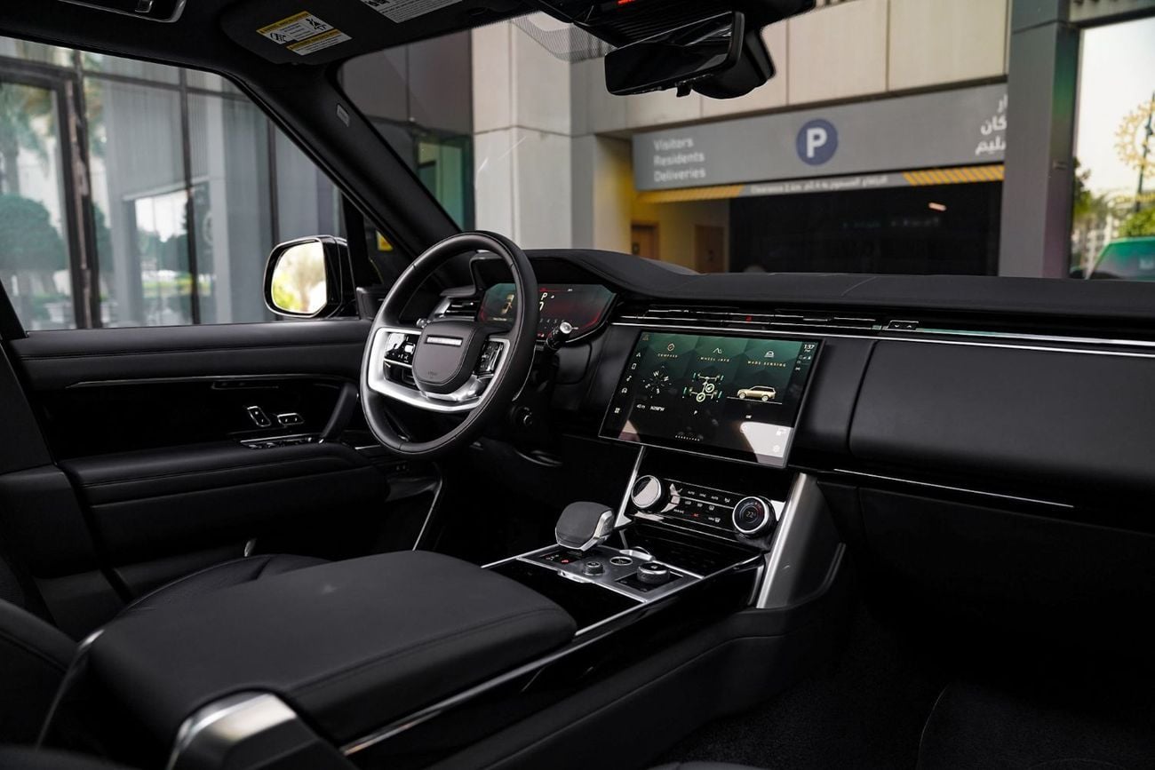 Land Rover Range Rover HSE Clean title 2Keys Original paint with heads-up display Completely Service and ready to go